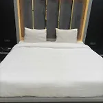 Oyo Flagship Hotel Yuvraj Paalace